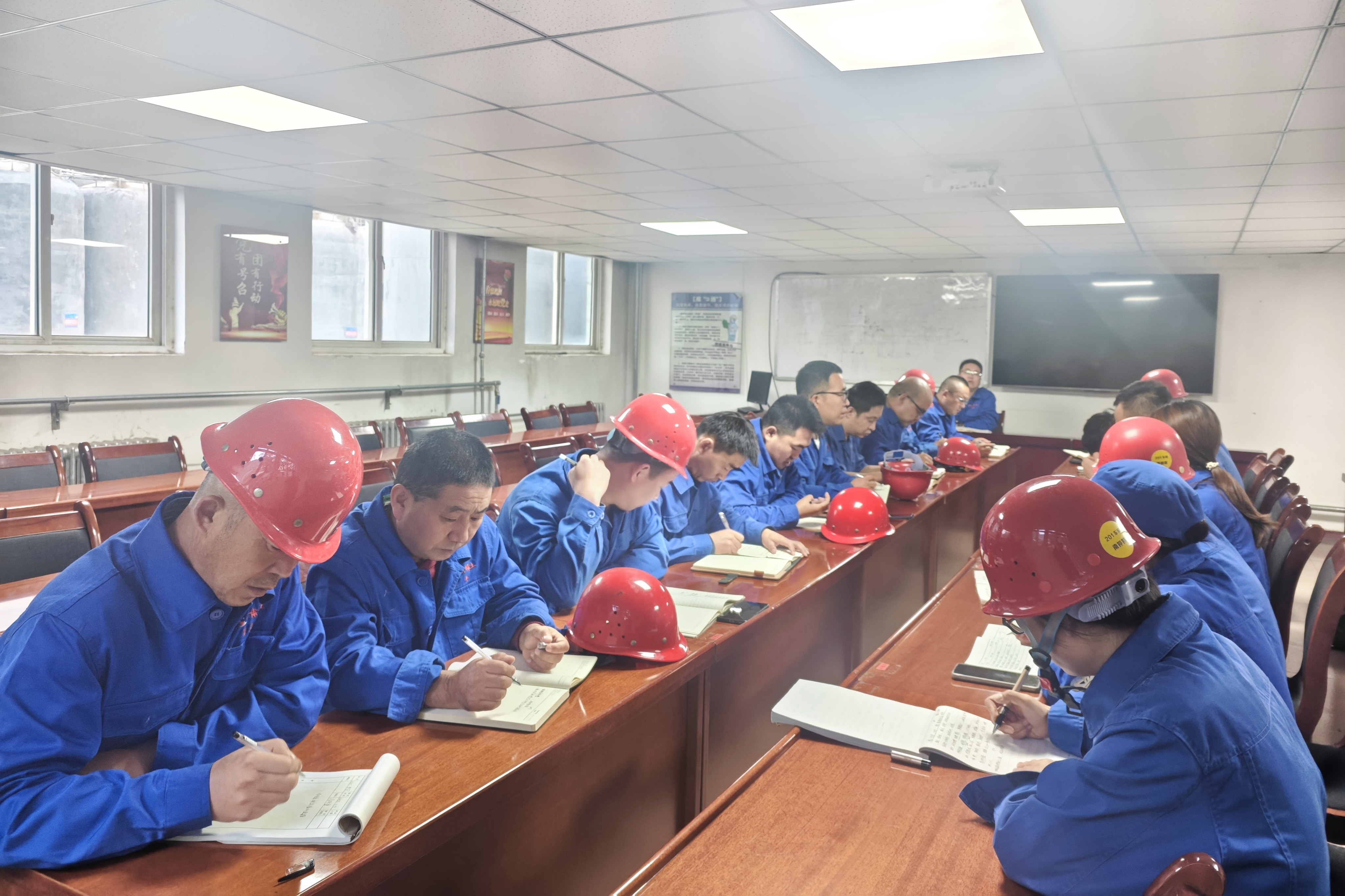 08cfb9cfb22da6613ab9c8b97e6b801